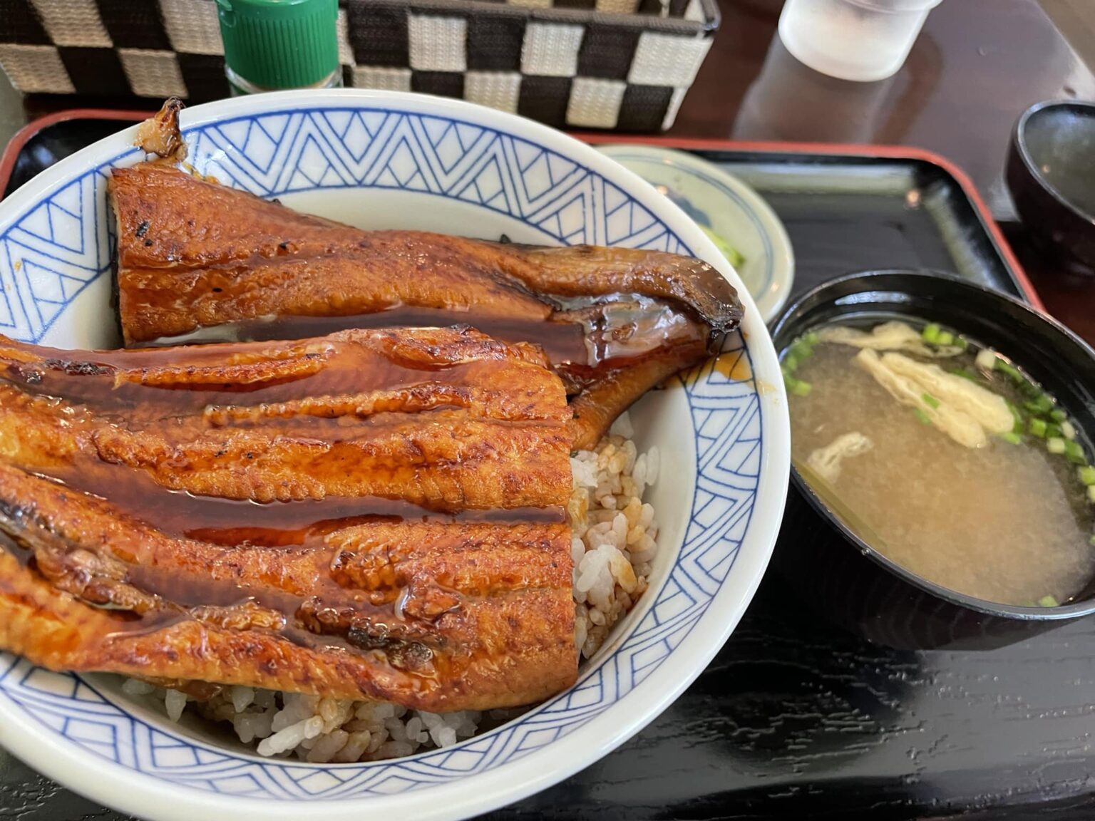 竹原で一番コスパの高い鰻丼 – akasakacycle